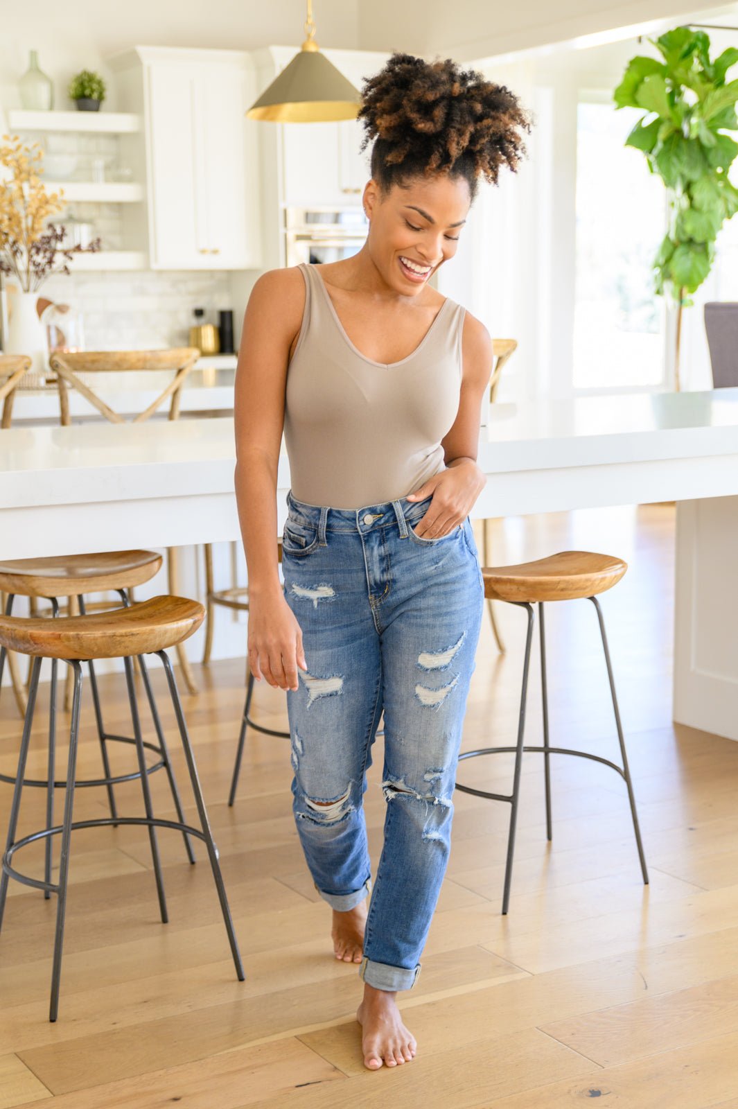 Ashley Hi - Waist Destroyed Boyfriend Jeans (Online Exclusive) - Uptown Boutique Ramona