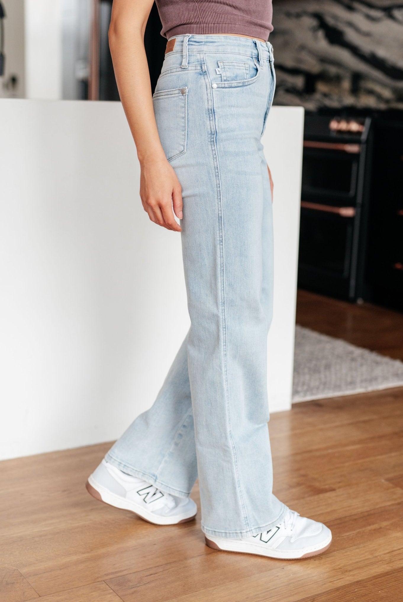 Brooke High Rise Control Top Vintage Wash Straight Jeans (Online Exclusive) - Uptown Boutique Ramona