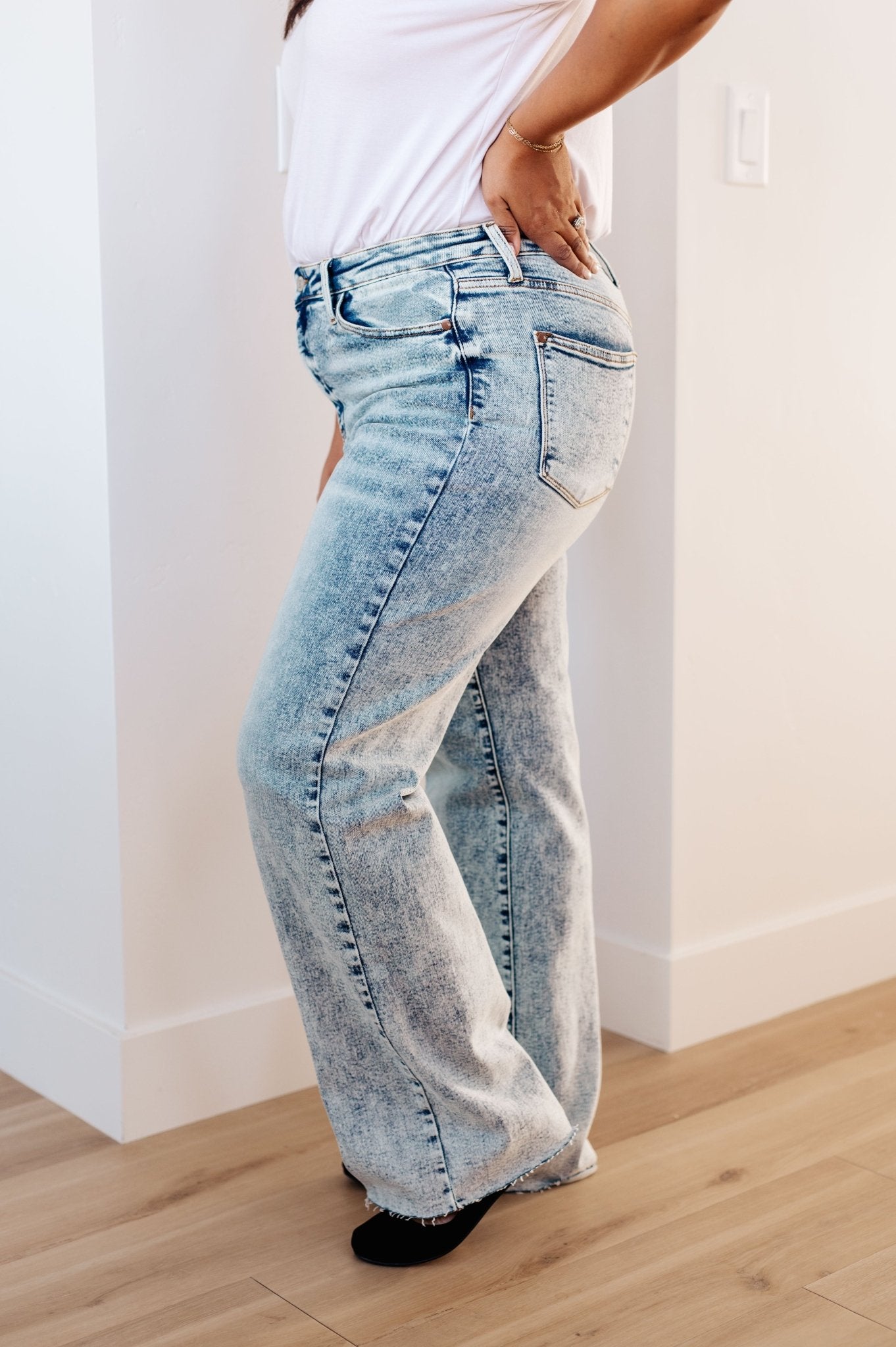 Dory High Waist Mineral Wash Raw Hem Wide Leg Jeans (Online Exclusive) - Uptown Boutique Ramona