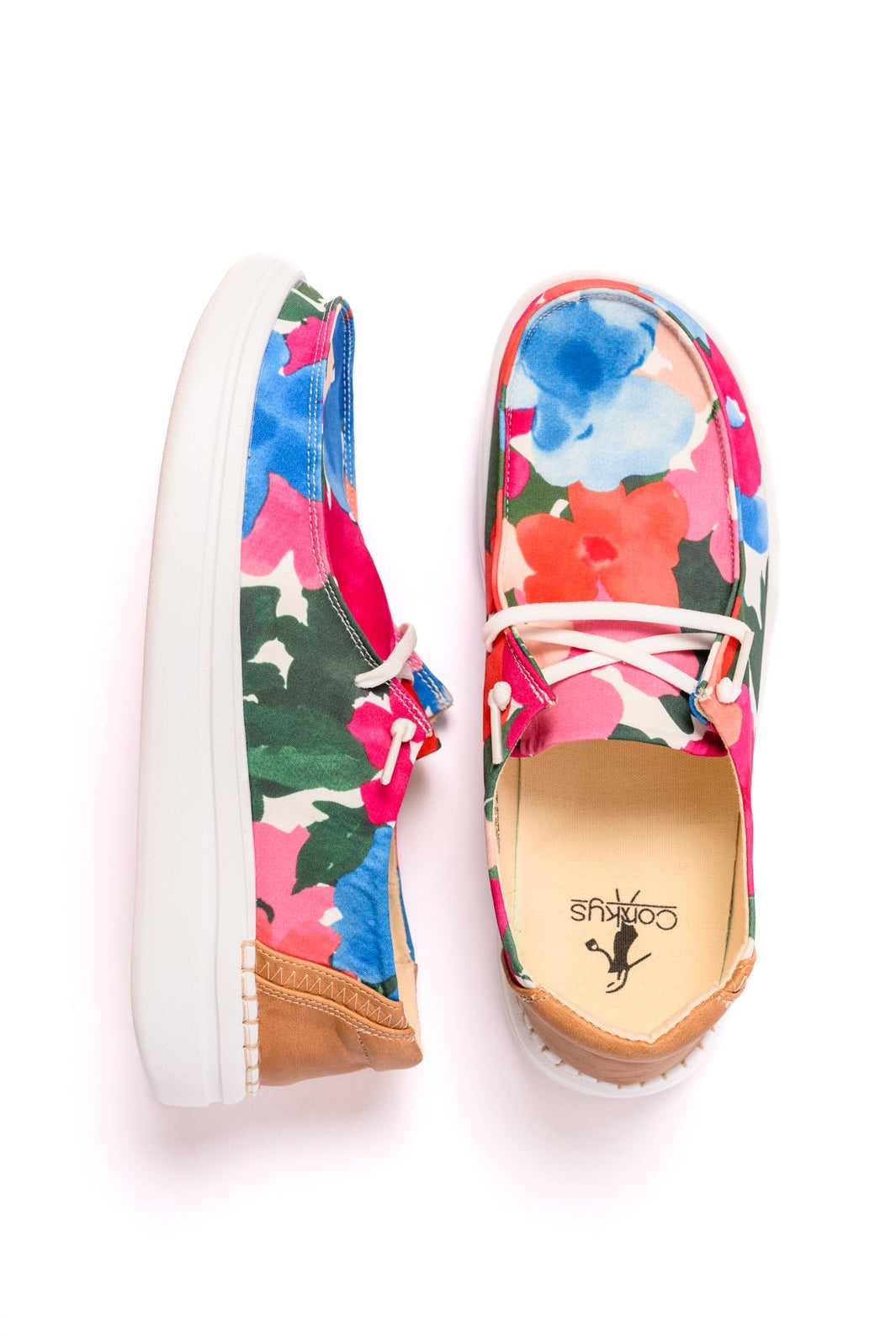 Kayak 2 Shoes in Floral (Online Exclusive) - Uptown Boutique Ramona