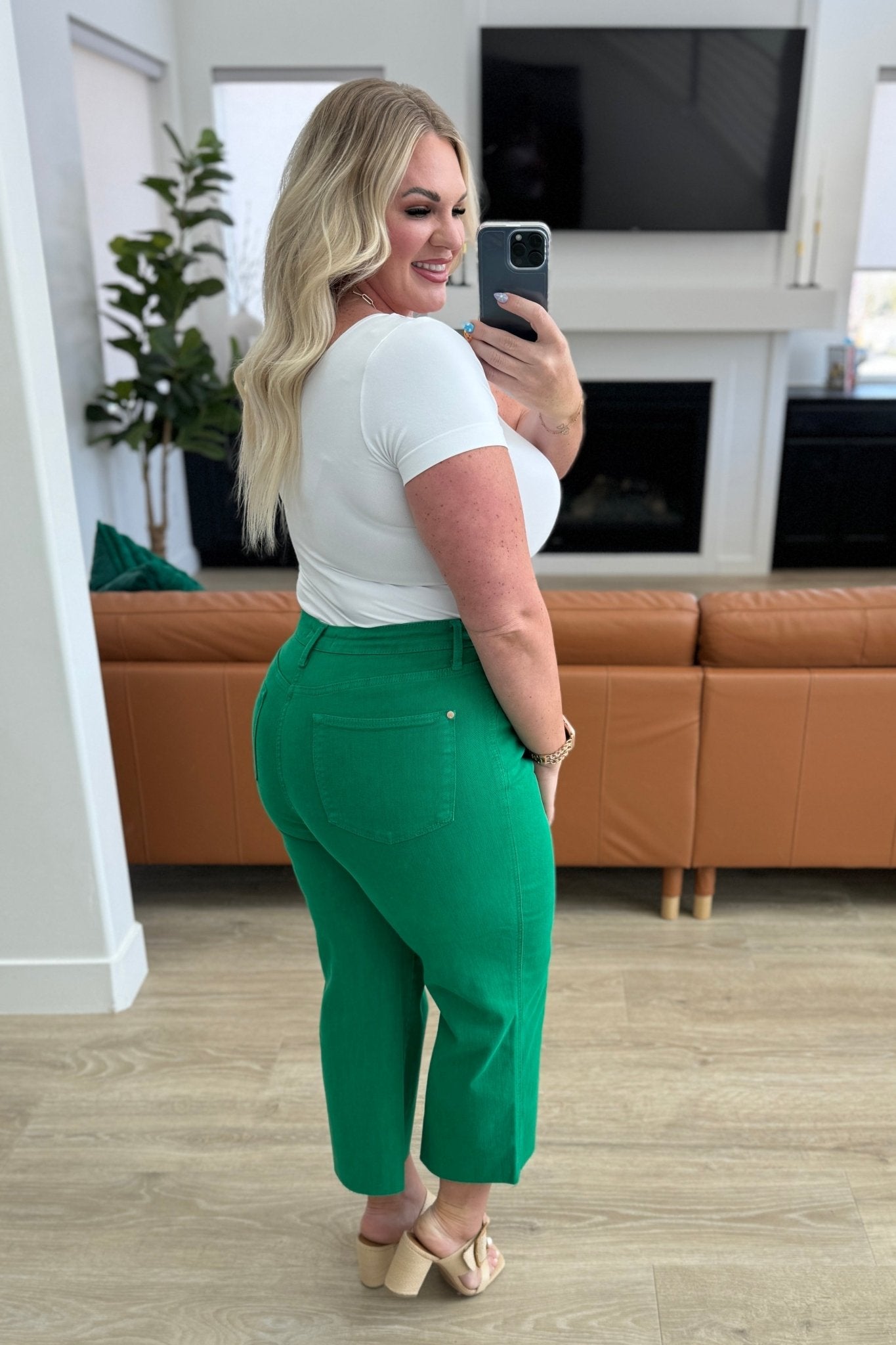 Lisa High Rise Control Top Wide Leg Crop Jeans in Kelly Green (Online Exclusive) - Uptown Boutique Ramona