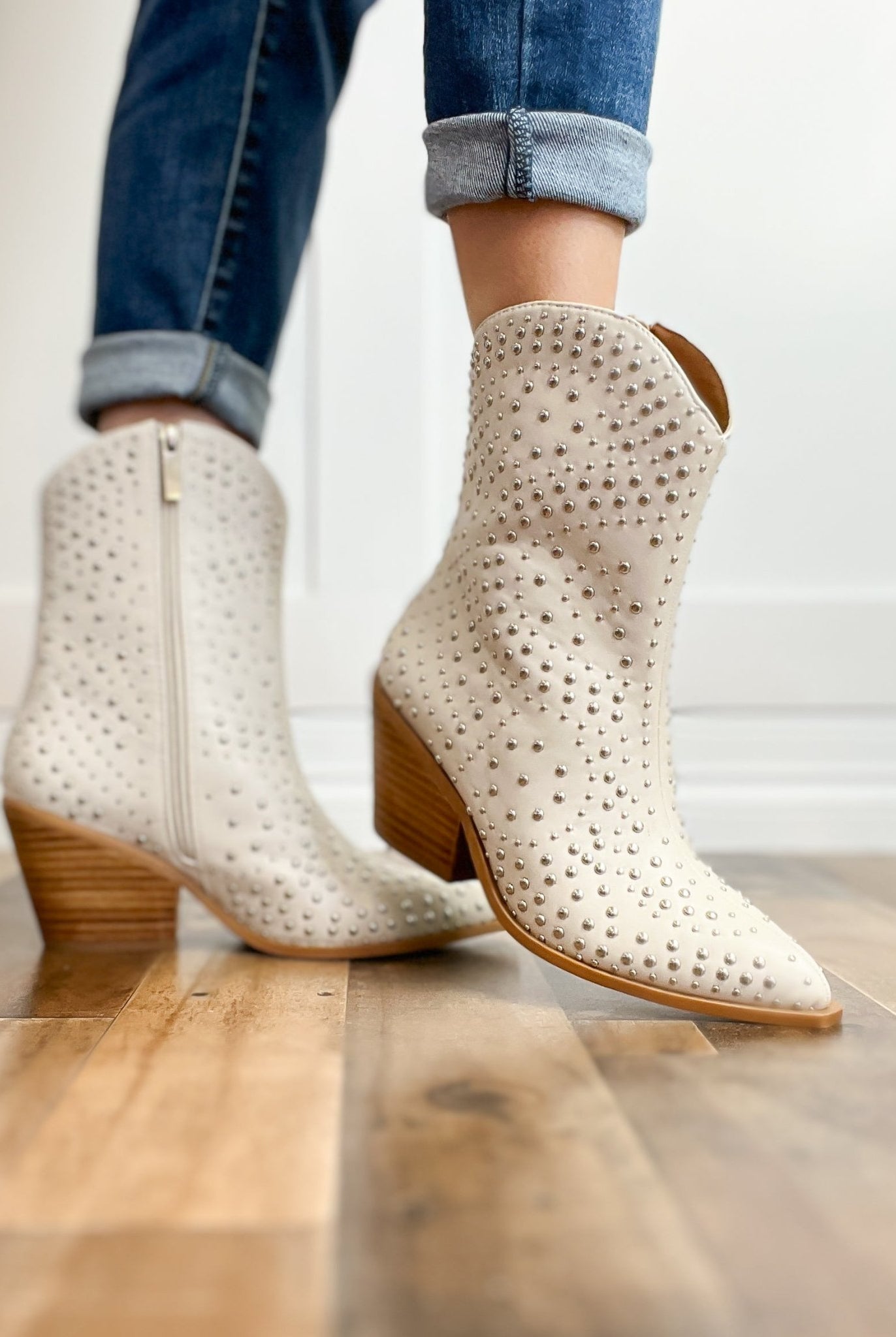 LOWLIGHTS - Uptown Boutique Ramona