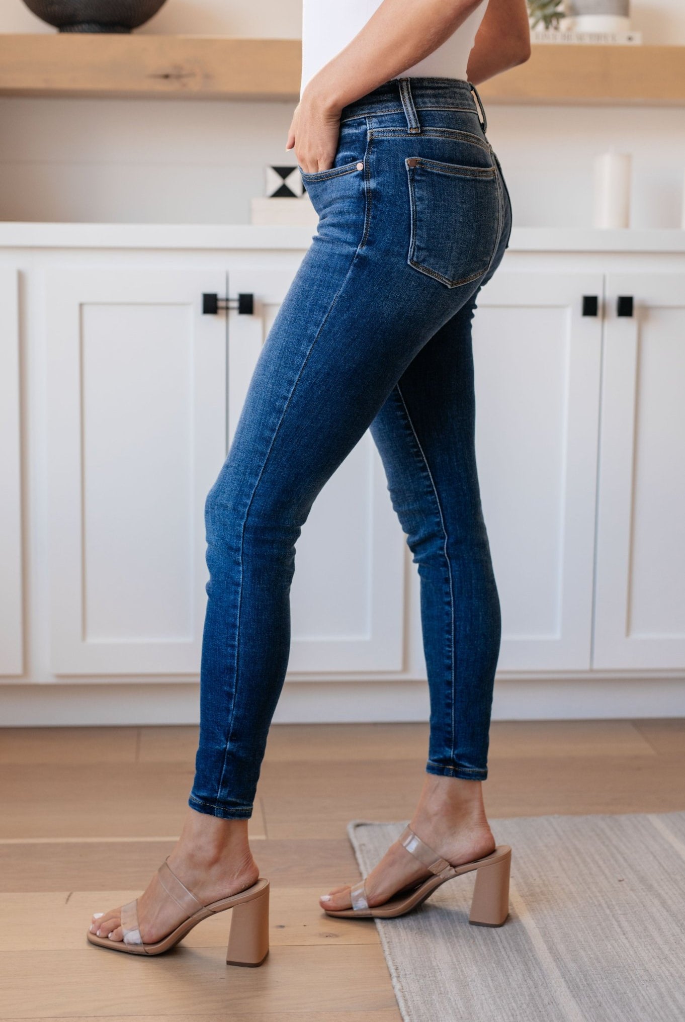 Maxine Mid - Rise Skinny Jeans (Online Exclusive) - Uptown Boutique Ramona