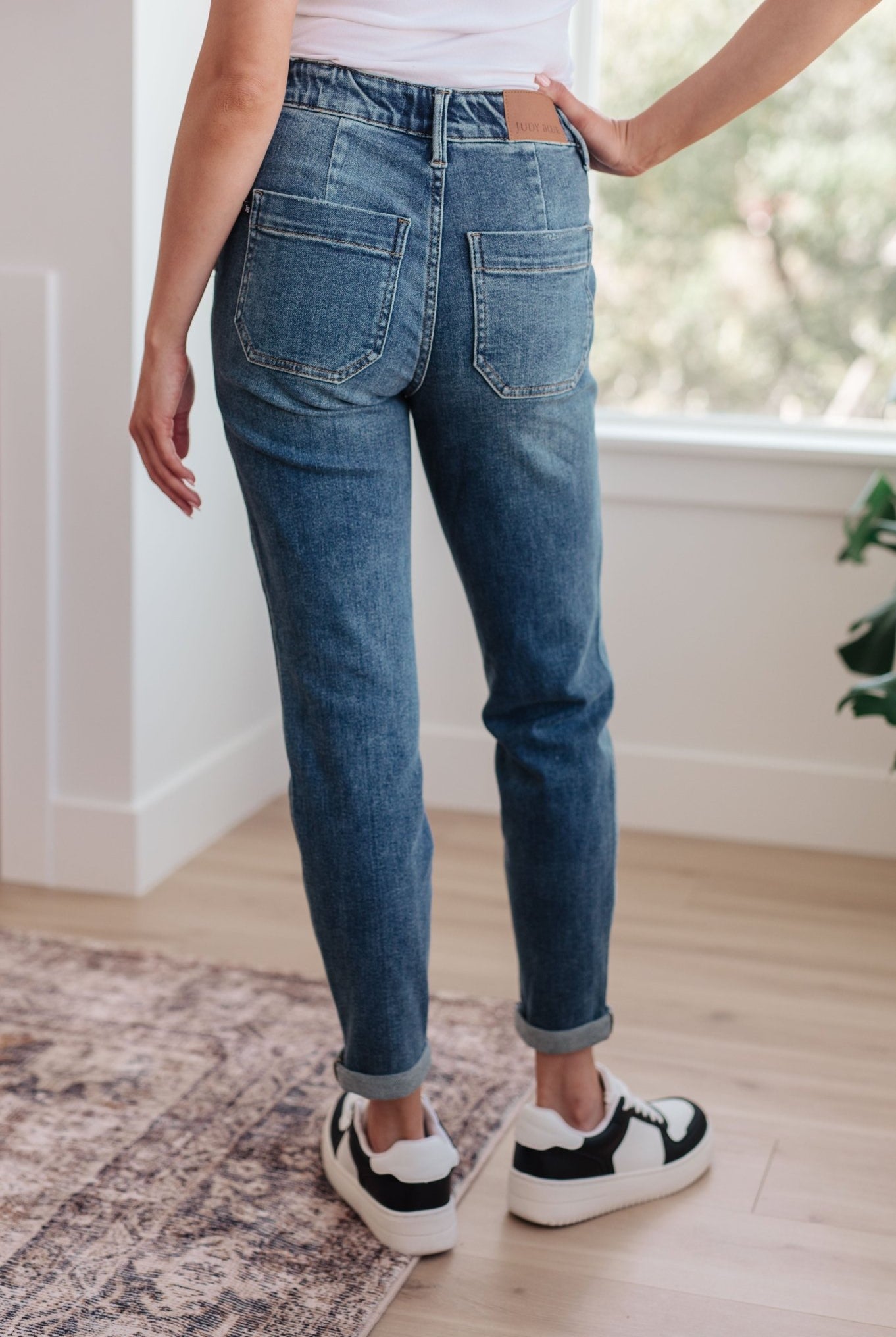 Payton Pull On Denim Joggers in Medium Wash (Online Exclusive) - Uptown Boutique Ramona