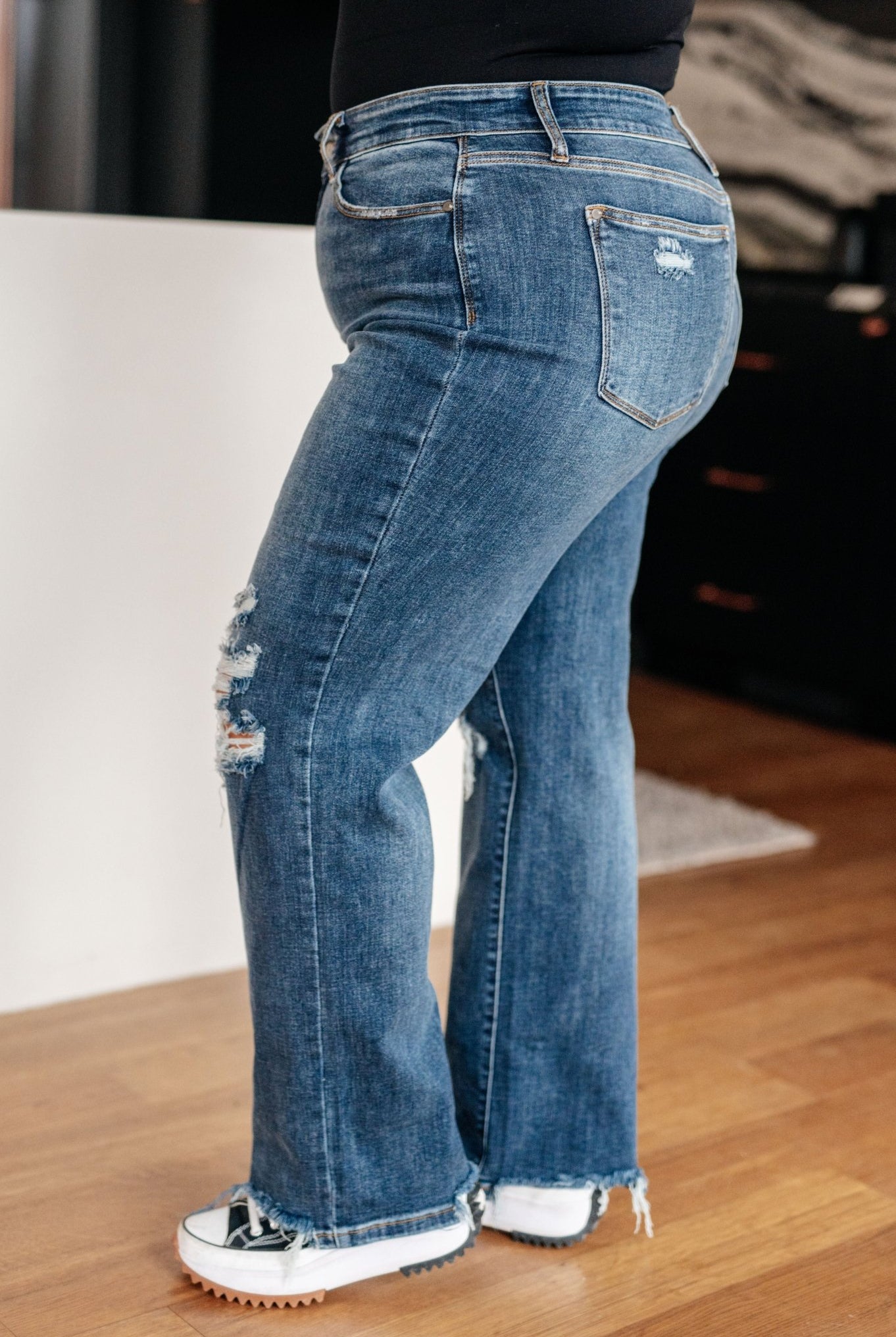 Rose High Rise 90's Straight Jeans in Dark Wash (Online Exclusive) - Uptown Boutique Ramona
