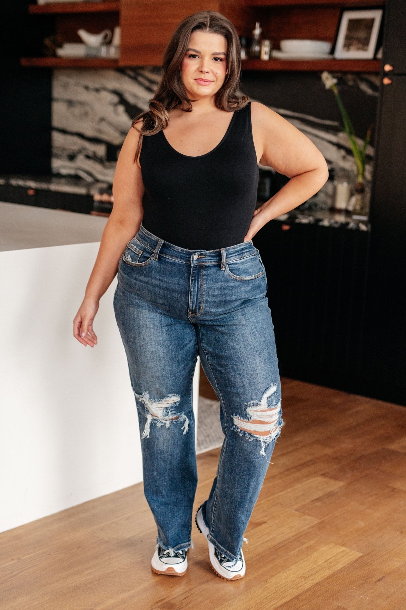 Rose High Rise 90's Straight Jeans in Dark Wash (Online Exclusive) - Uptown Boutique Ramona