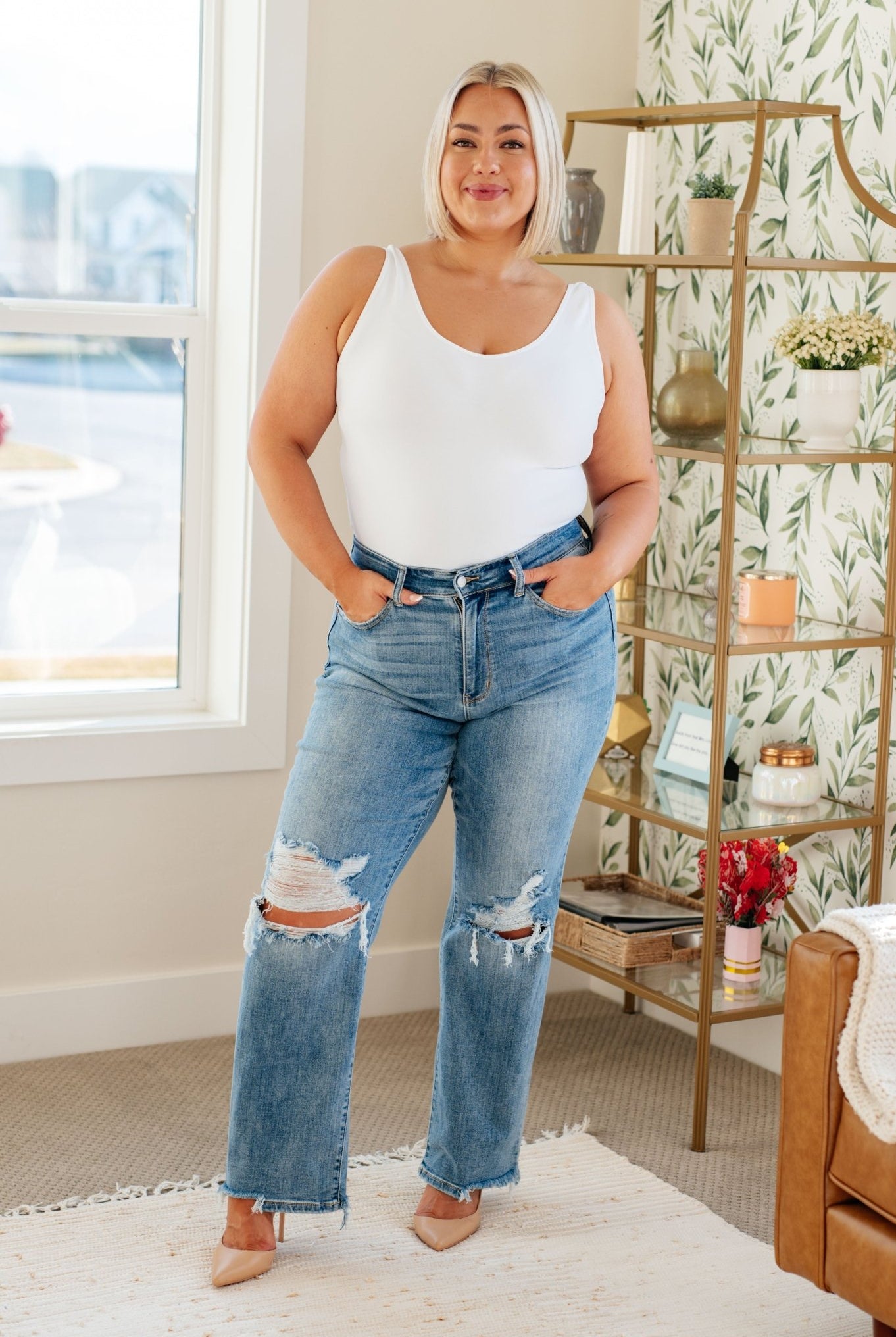 Rose High Rise 90's Straight Jeans in Light Wash (Online Exclusive) - Uptown Boutique Ramona