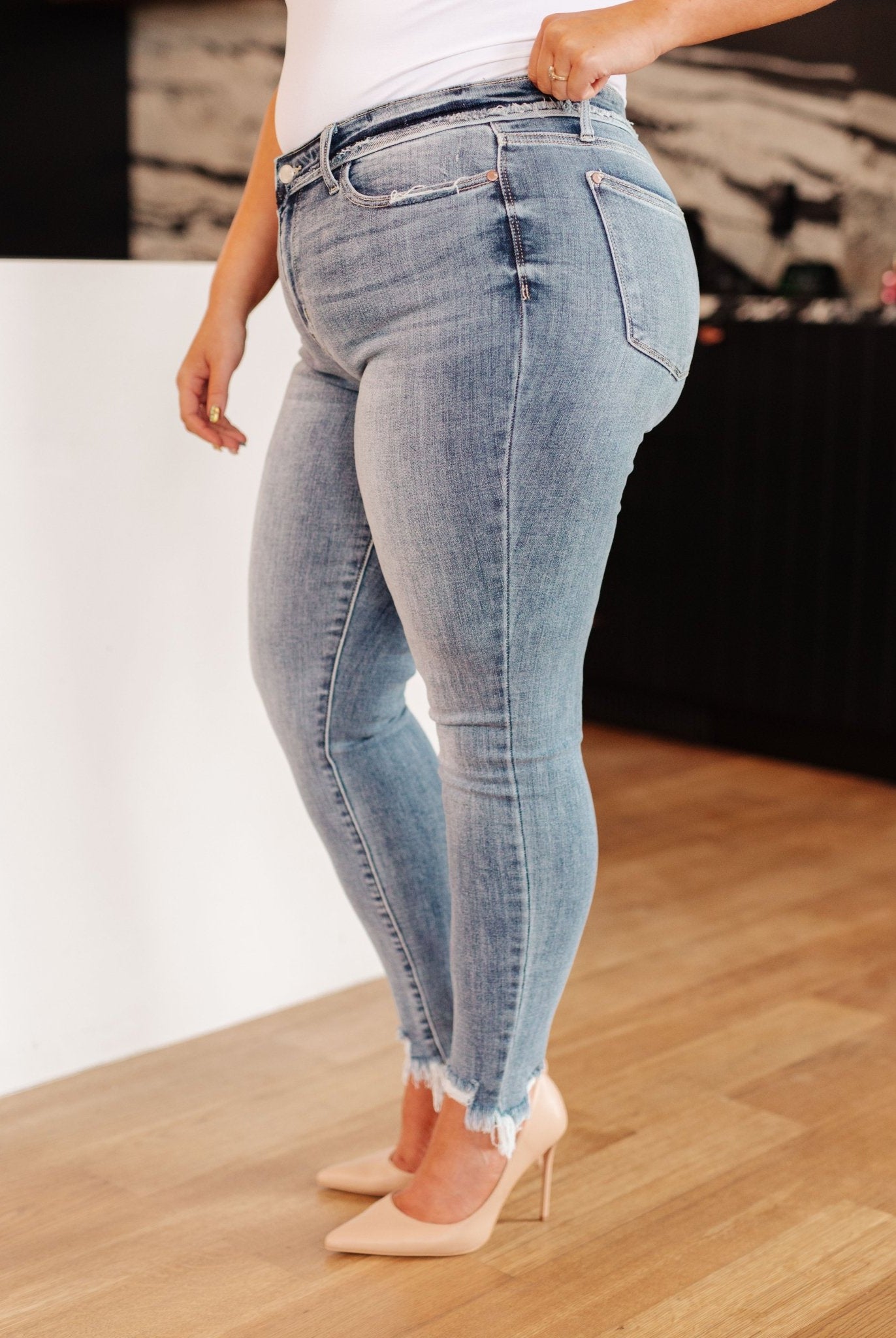 Sherry Mid Rise Release Waistband Detail Skinny (Online Exclusive) - Uptown Boutique Ramona