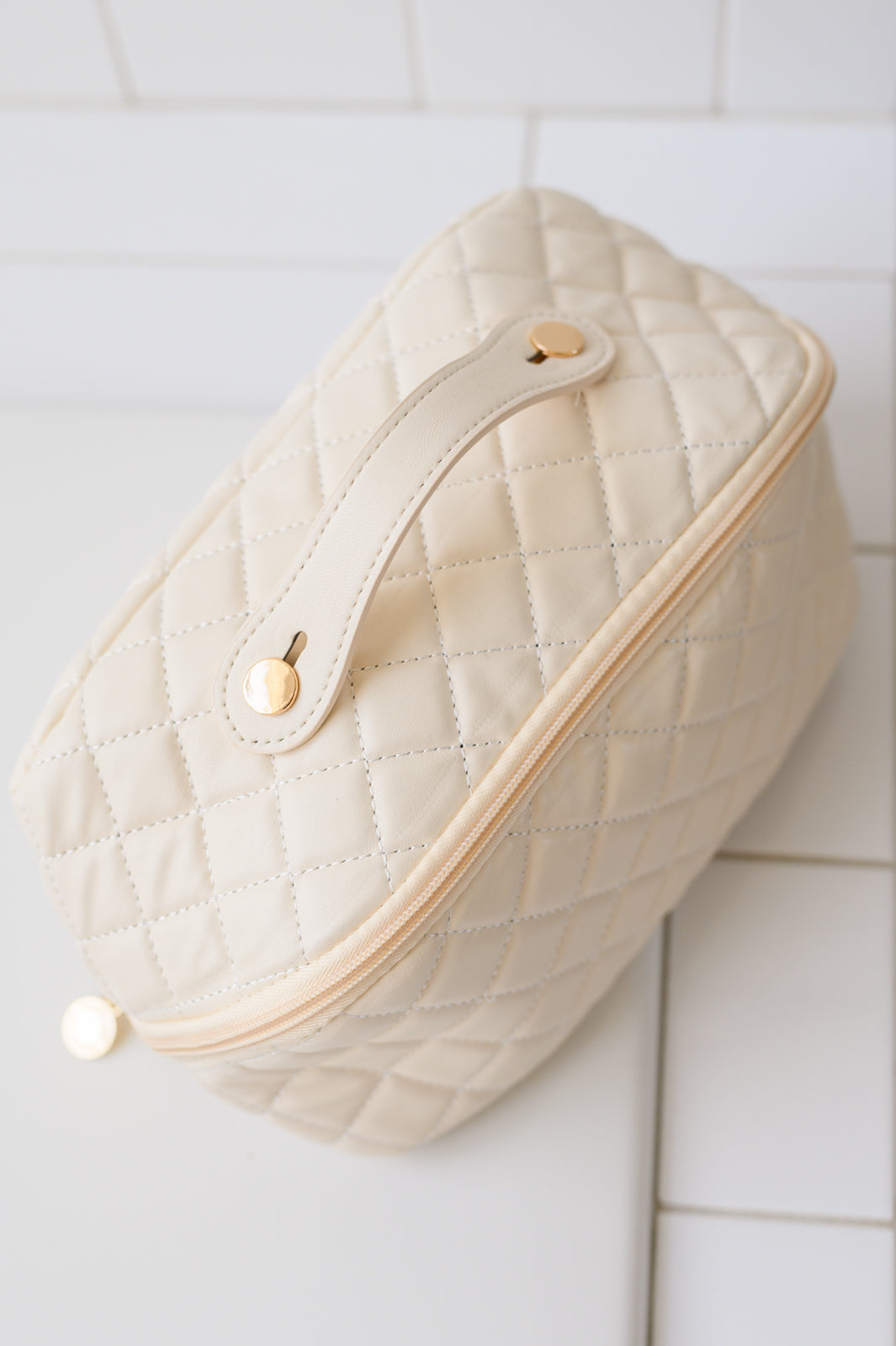 Large Capacity Quilted Makeup Bag in Cream (Online Exclusive)