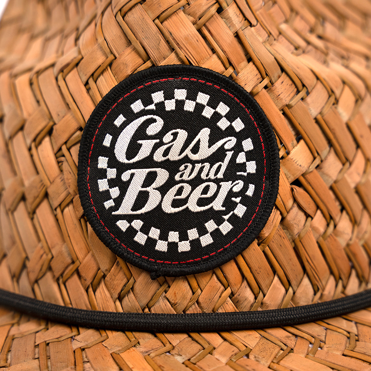 Sombrero de paja de gas y cerveza 