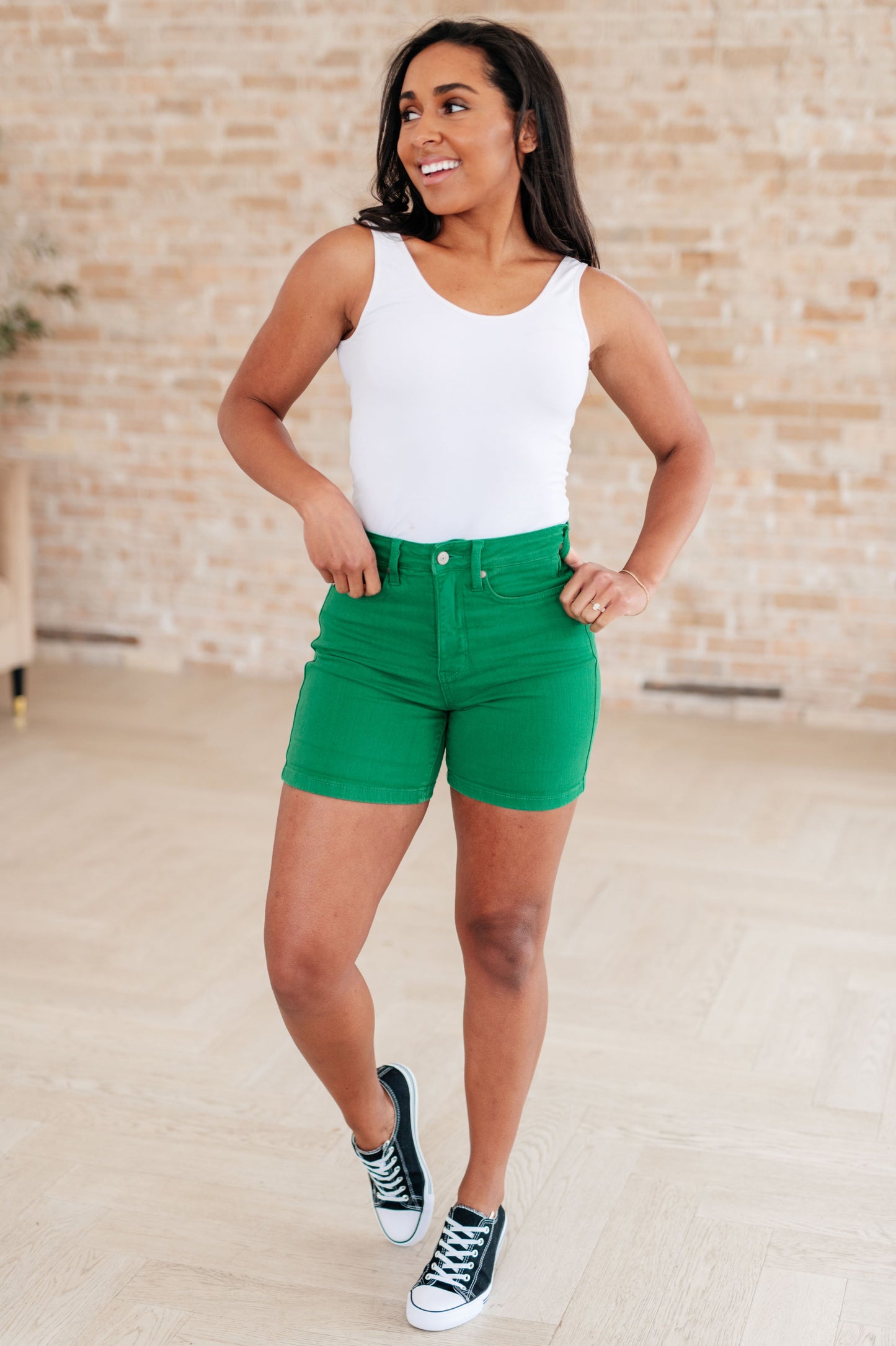 Jenna High Rise Control Top Cuffed Shorts in Green (Online Exclusive)