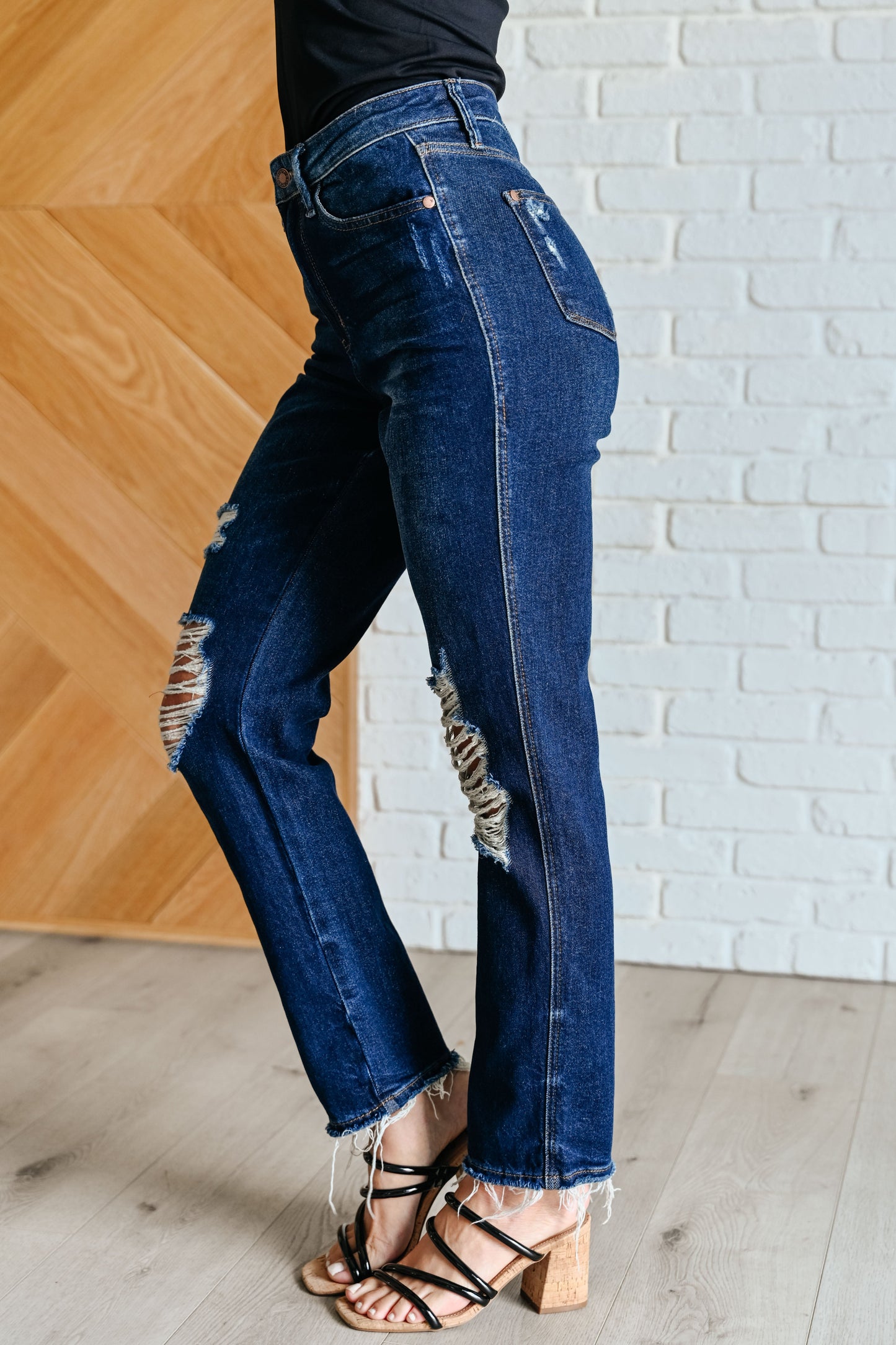 Montana High Rise Rigid Magic Distressed Straight Jeans (Online Exclusive)