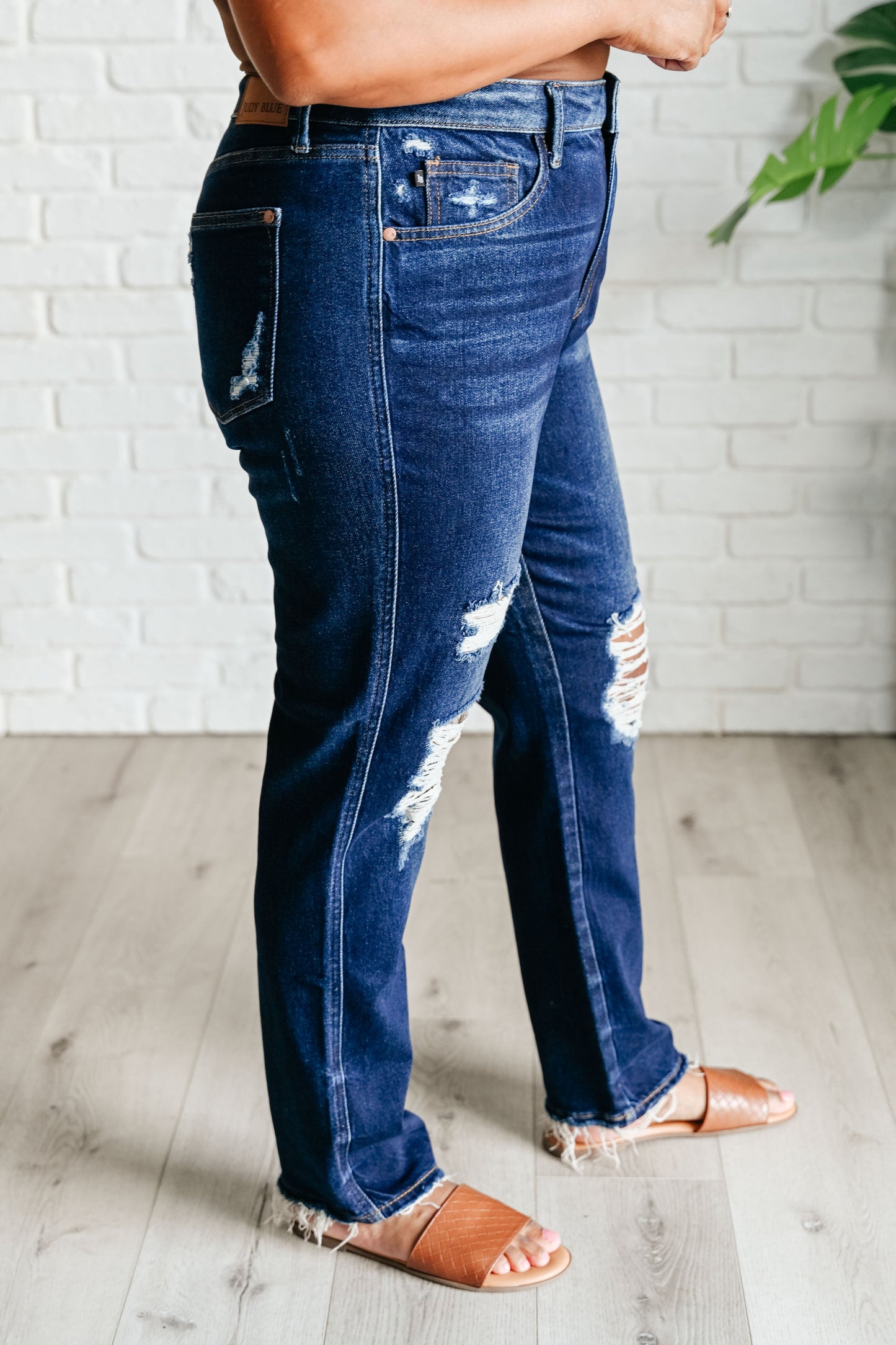 Montana High Rise Rigid Magic Distressed Straight Jeans (Online Exclusive)