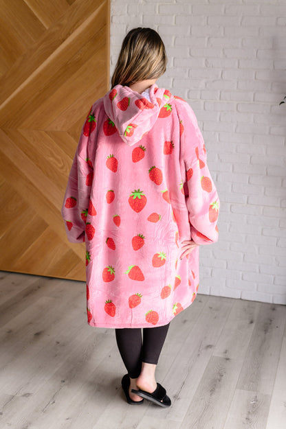 Oversized Blanket Hoodie in Strawberry (Online Exclusive)