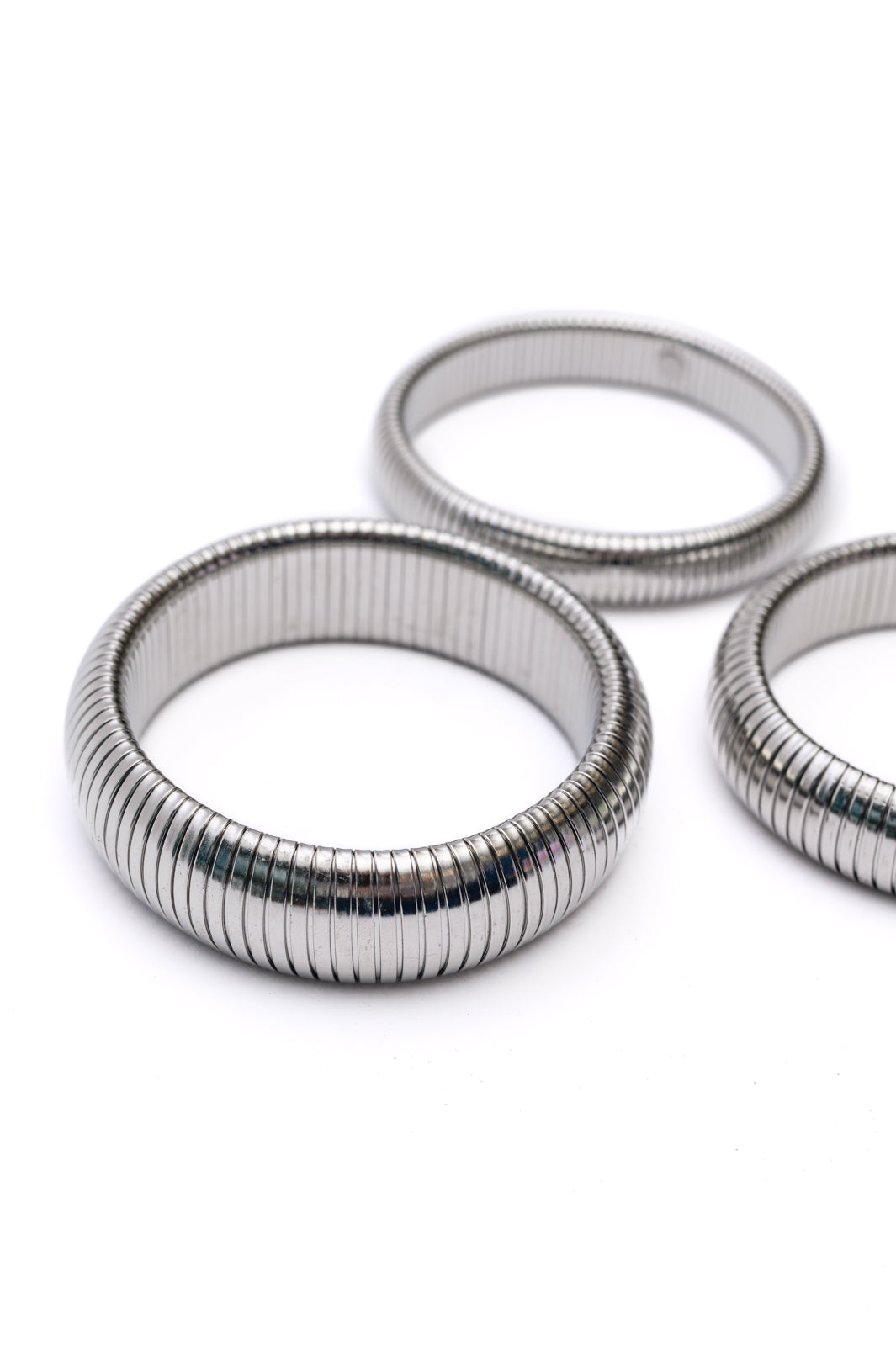 Sassy but Classy Ribbed Bangles in Silver Set of 3 (Online Exclusive)