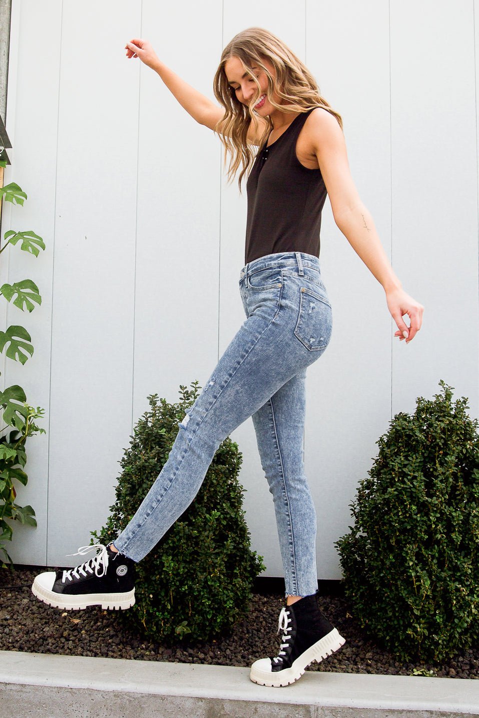 Acid Wash Destroyed Hem Skinny Jeans (Online Exclusive) - Uptown Boutique Ramona