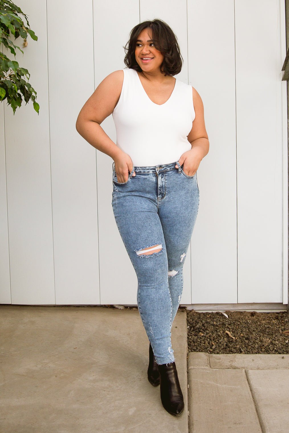 Acid Wash Destroyed Hem Skinny Jeans (Online Exclusive) - Uptown Boutique Ramona