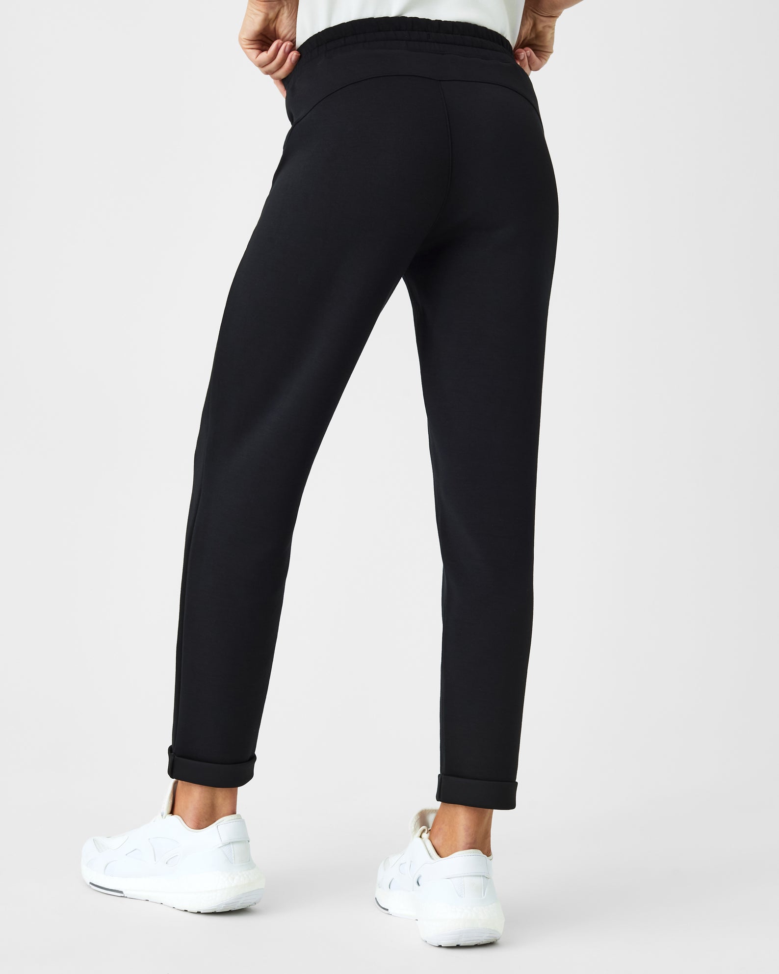 AirEssentials Tapered Pant - Uptown Boutique Ramona