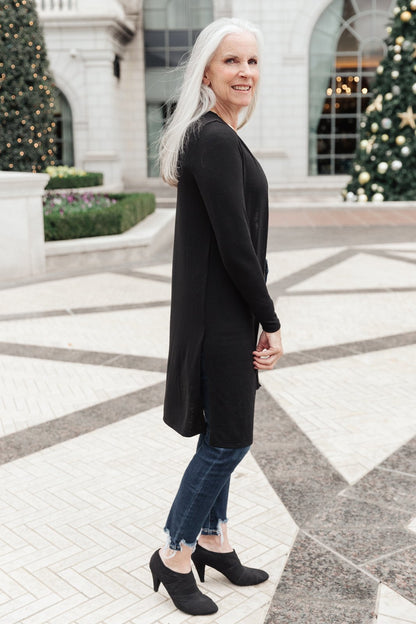 Alexis Lightweight Long Knit Cardigan in Black (Online Exclusive) - Uptown Boutique Ramona