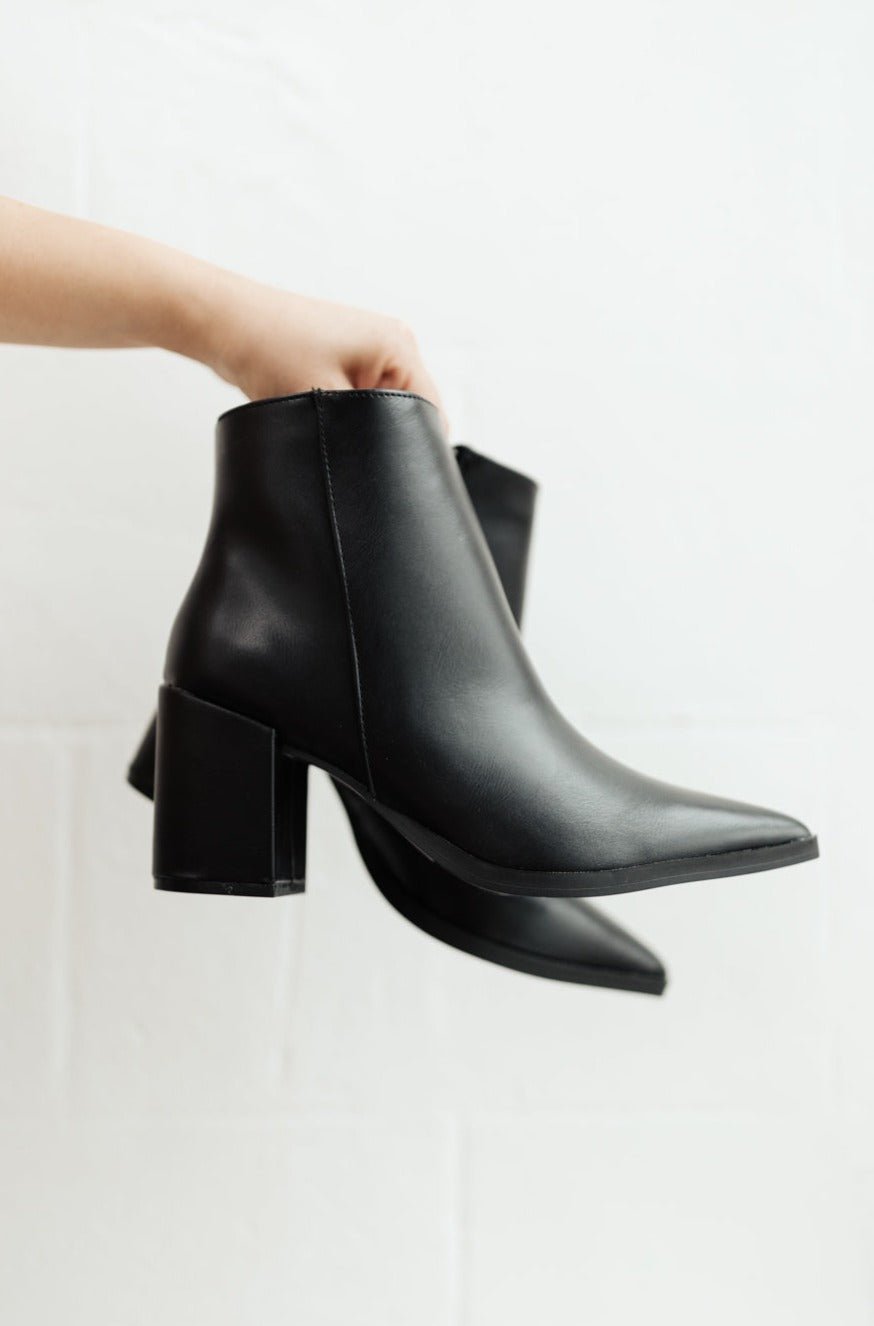 Amari Ankle Boots In Black (Online Exclusive) - Uptown Boutique Ramona