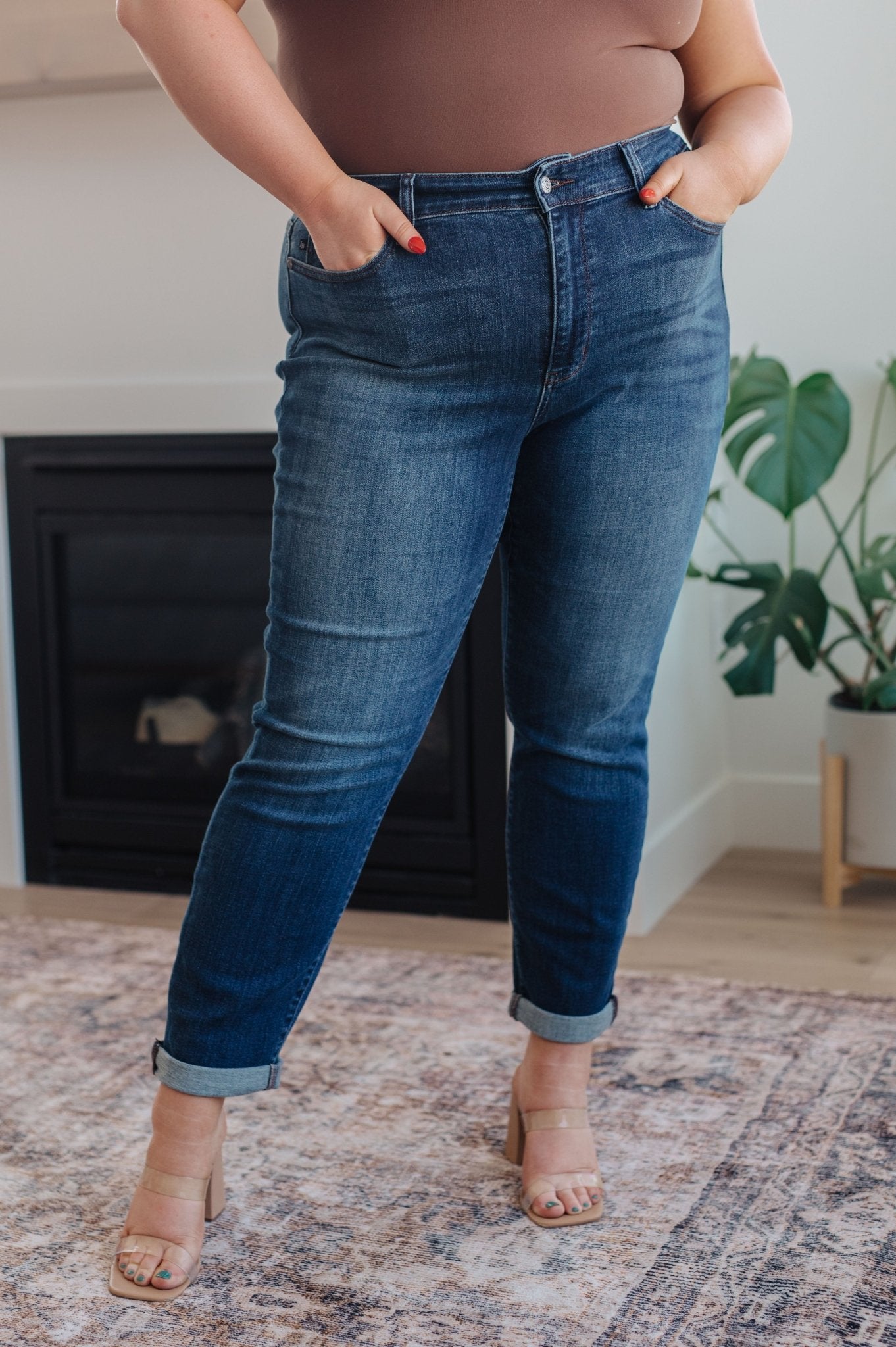 Amber Mid Rise Cuffed Slim Fit Jeans (Online Exclusive) - Uptown Boutique Ramona