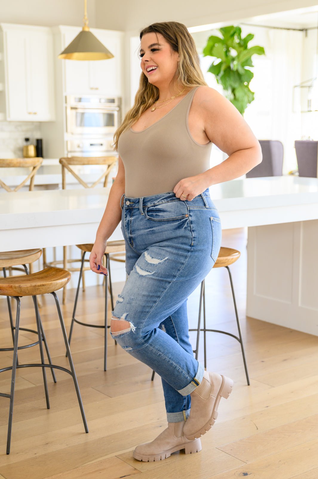 Ashley Hi - Waist Destroyed Boyfriend Jeans (Online Exclusive) - Uptown Boutique Ramona