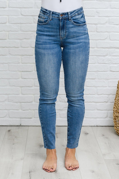 Becca Hi - Waisted Embroidered Pocket Relaxed Jeans (Online Exclusive) - Uptown Boutique Ramona