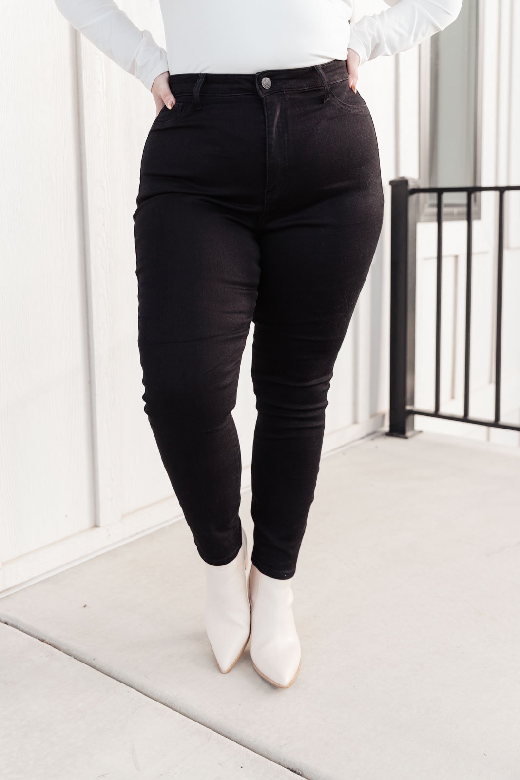 Black City Skinnies (Online Exclusive) - Uptown Boutique Ramona