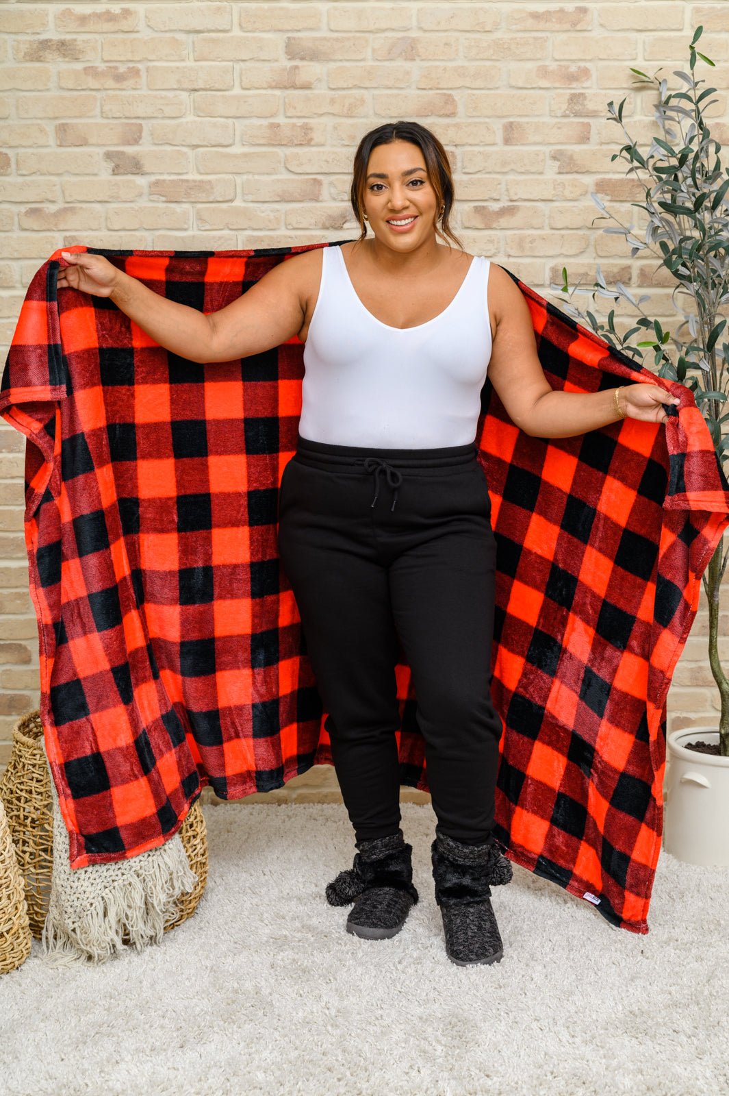 Buffalo Plaid Blanket In Red & Black (Online Exclusive) - Uptown Boutique Ramona