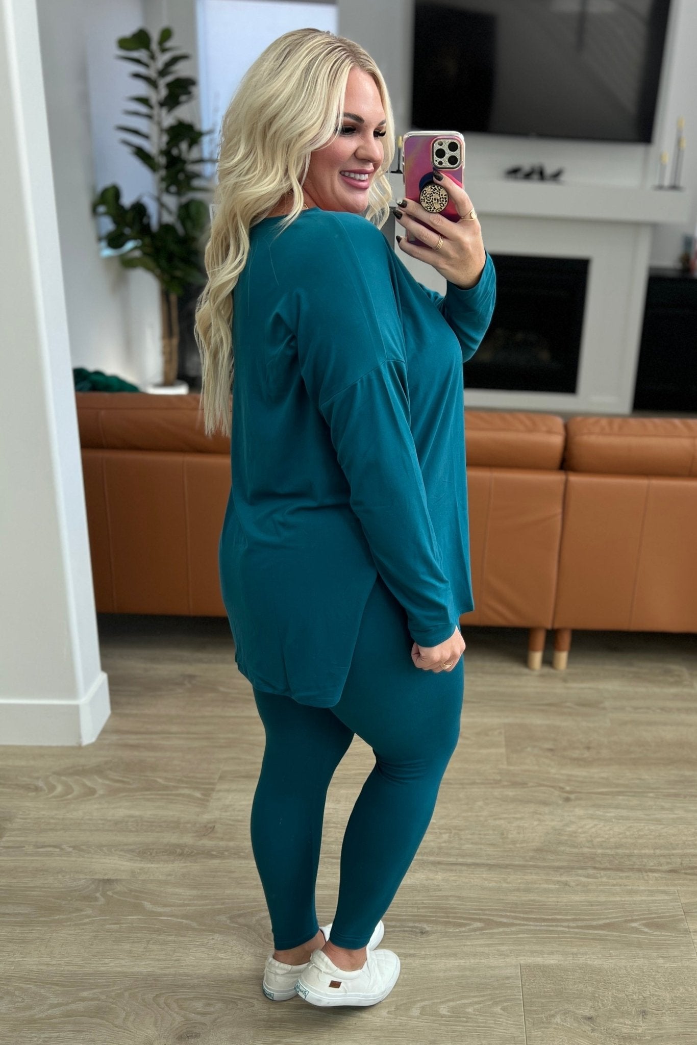 Buttery Soft V - Neck Long Sleeve Loungewear Set in Teal (Online Exclusive) - Uptown Boutique Ramona