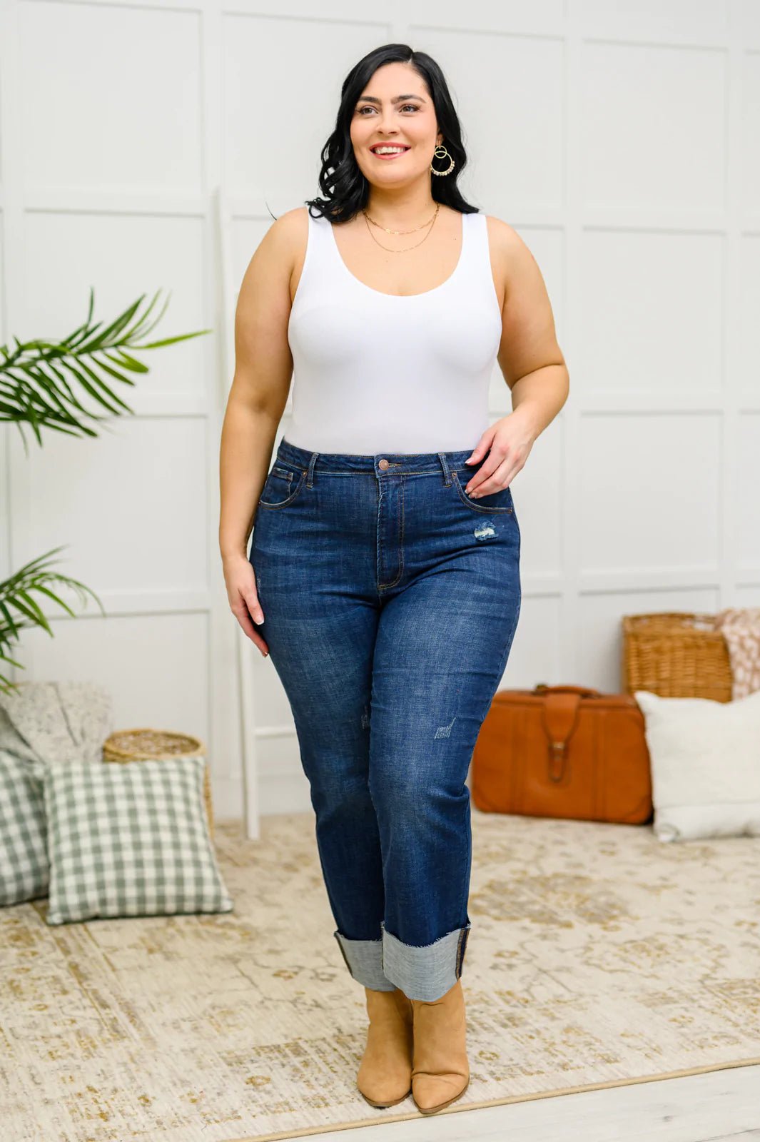 Cambridge Mid Rise Straight Leg Jeans (Online Exclusive) - Uptown Boutique Ramona