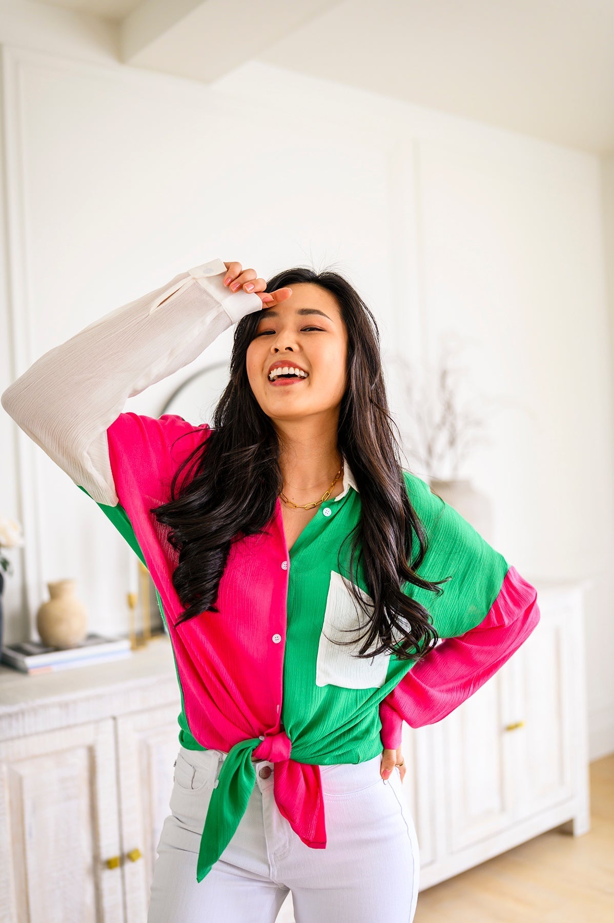 Capture the Day Two Toned Button Up Kelly (Online Exclusive) - Uptown Boutique Ramona