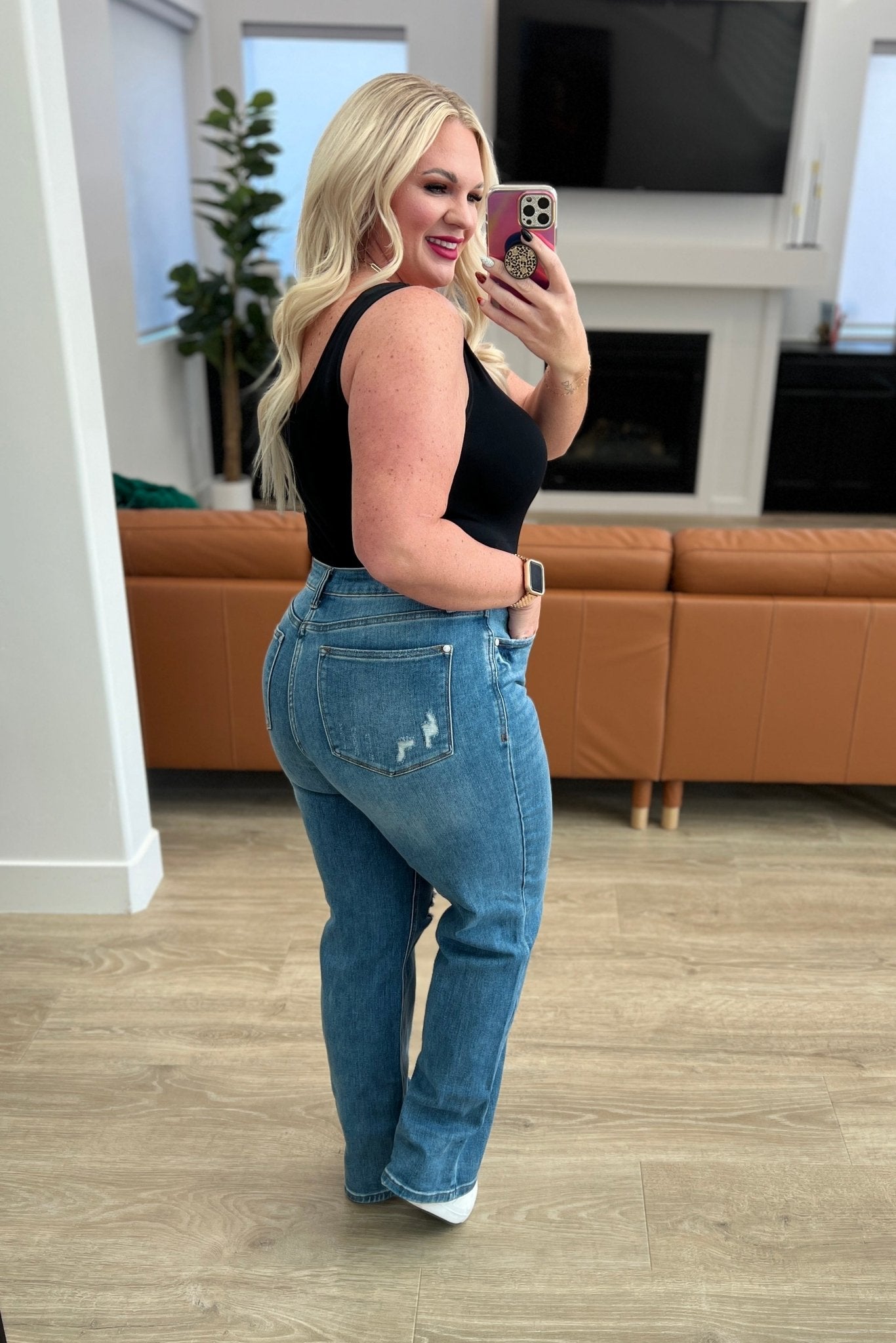 Carrie High Rise Control Top 90's Straight Jeans (Online Exclusive) - Uptown Boutique Ramona