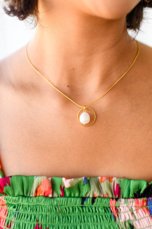 Center of the World Pearl Pendant Necklace (Online Exclusive) - Uptown Boutique Ramona