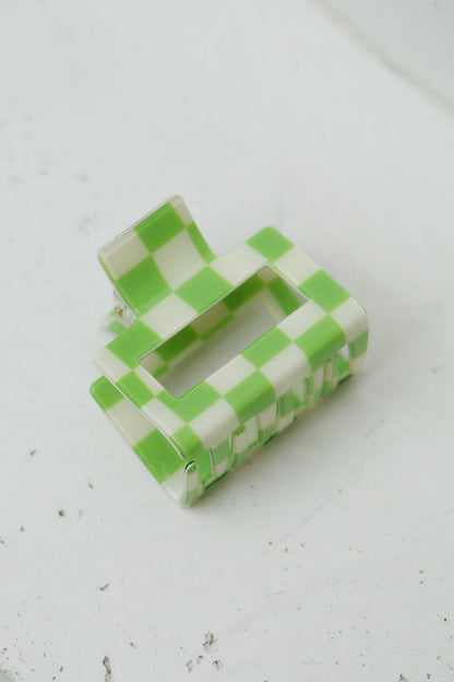 Checkered Claw Clip in Green. (Online Exclusive) - Uptown Boutique Ramona