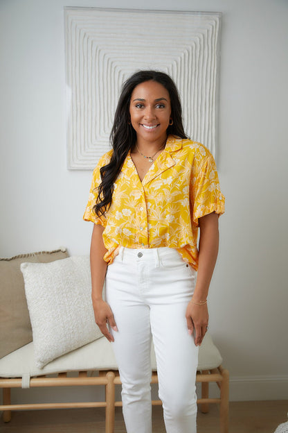 Clementine Floral Button Up Blouse (Online Exclusives) - Uptown Boutique Ramona