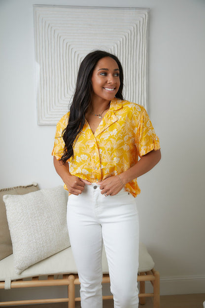 Clementine Floral Button Up Blouse (Online Exclusives) - Uptown Boutique Ramona