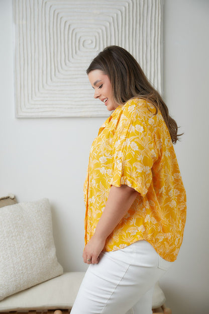 Clementine Floral Button Up Blouse (Online Exclusives) - Uptown Boutique Ramona