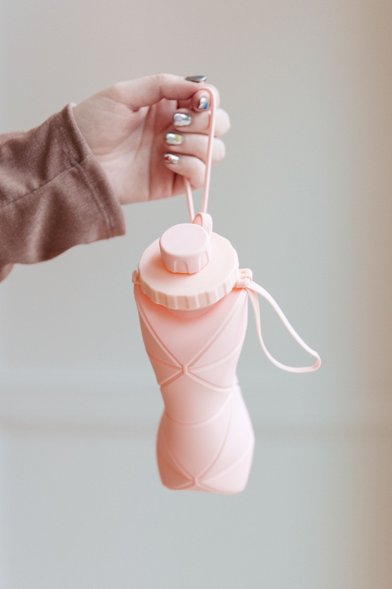 Collapsing Silicon Water Bottle in Diamond Pink (Online Exclusive) - Uptown Boutique Ramona