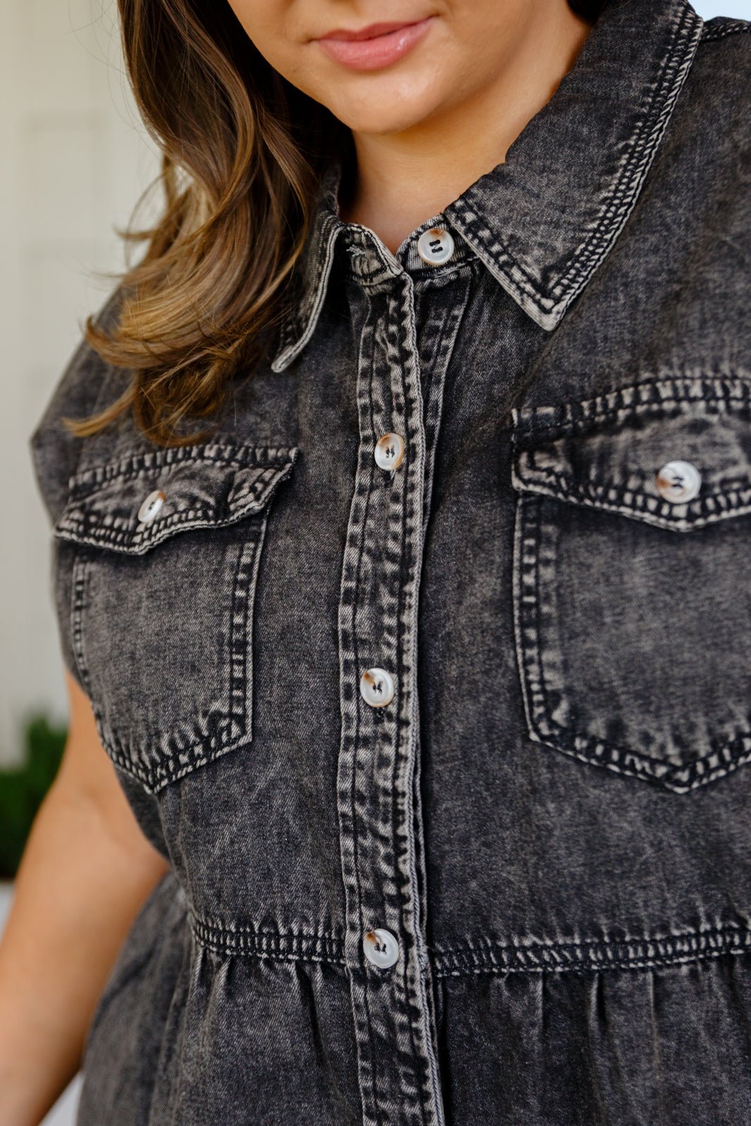 Cool and Carefree Denim Button Down (Online Exclusive) - Uptown Boutique Ramona