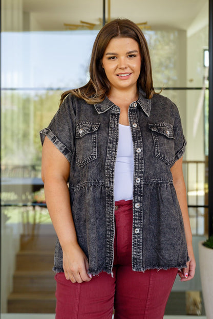 Cool and Carefree Denim Button Down (Online Exclusive) - Uptown Boutique Ramona