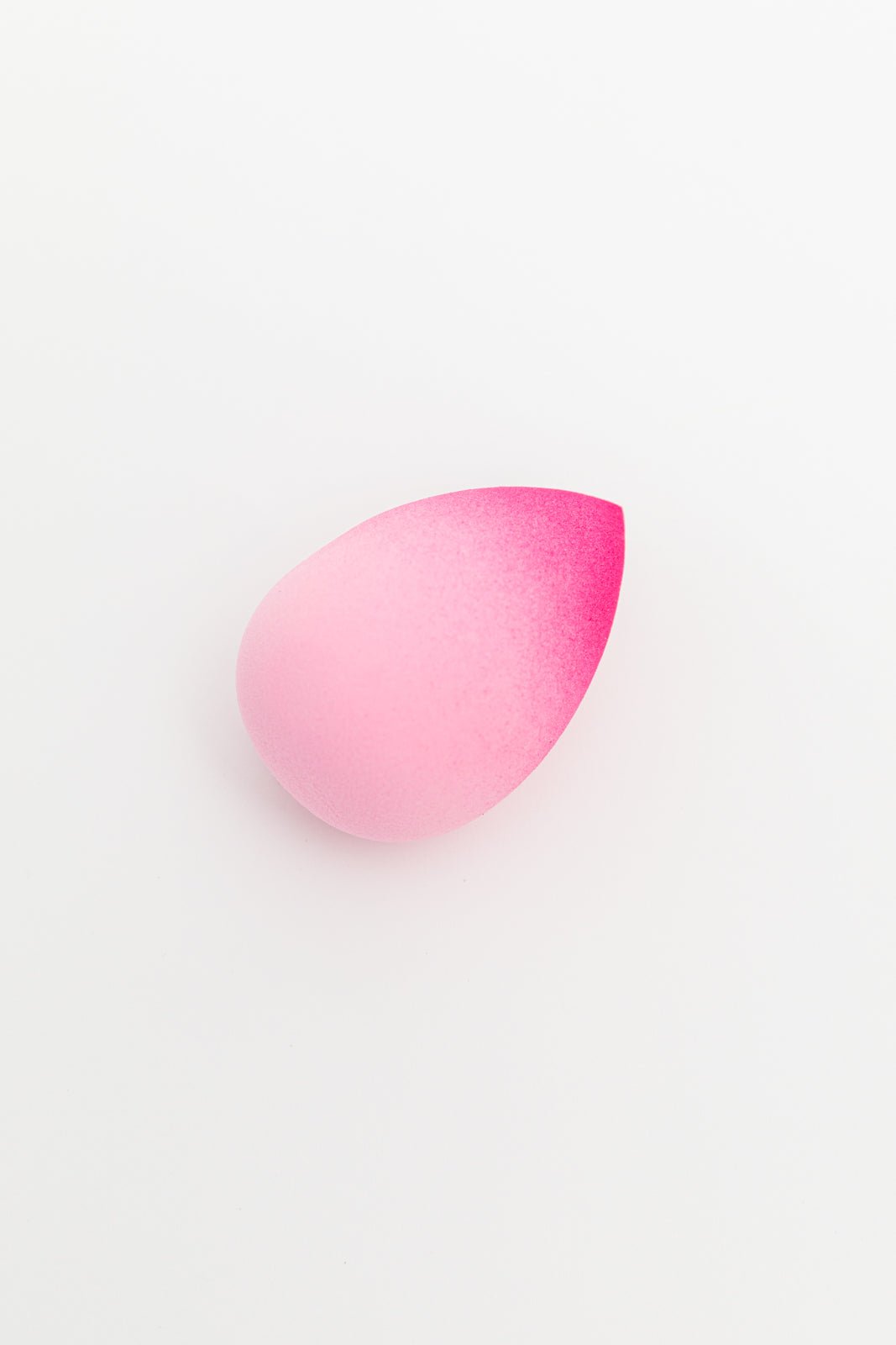 Cool Ombre Makeup Sponge in Four Colors (Online Exclusive) - Uptown Boutique Ramona