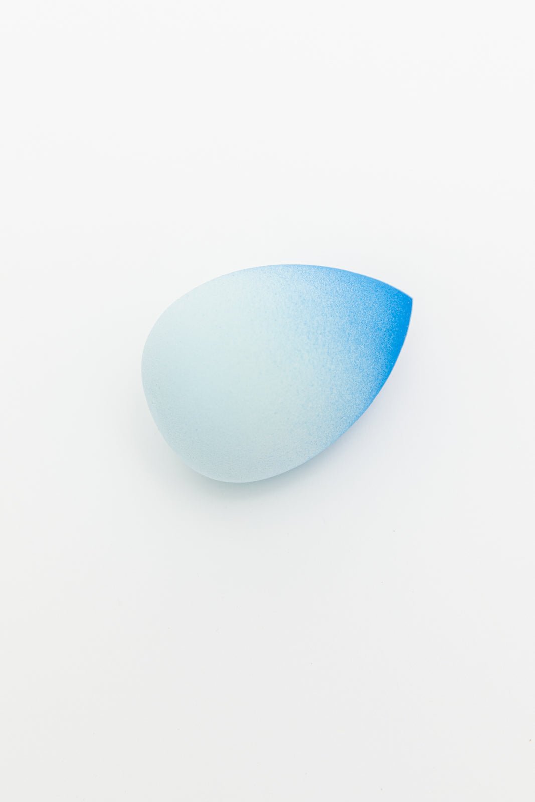 Cool Ombre Makeup Sponge in Four Colors (Online Exclusive) - Uptown Boutique Ramona