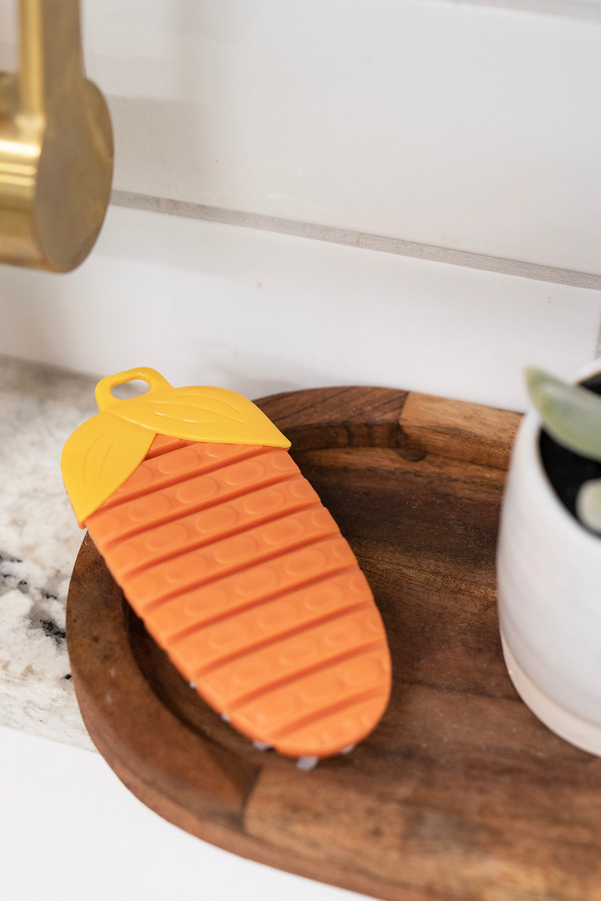 Cutie Carrot Kitchen Scrubber (Online Exclusive) - Uptown Boutique Ramona