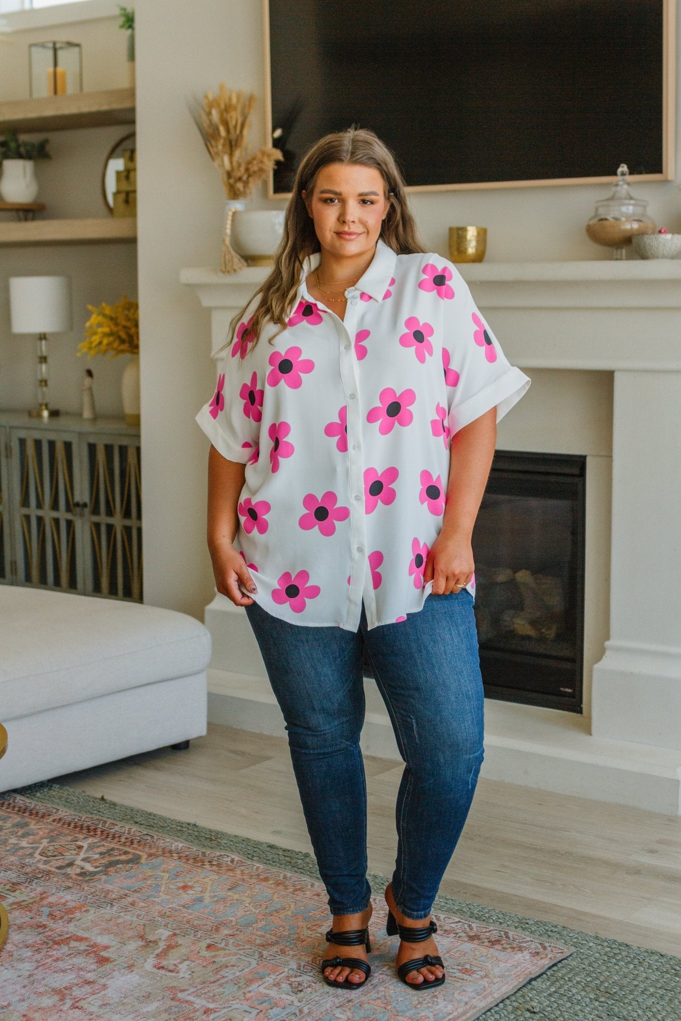 Daisy Delight Mod Floral Button Down (Online Exclusive) - Uptown Boutique Ramona