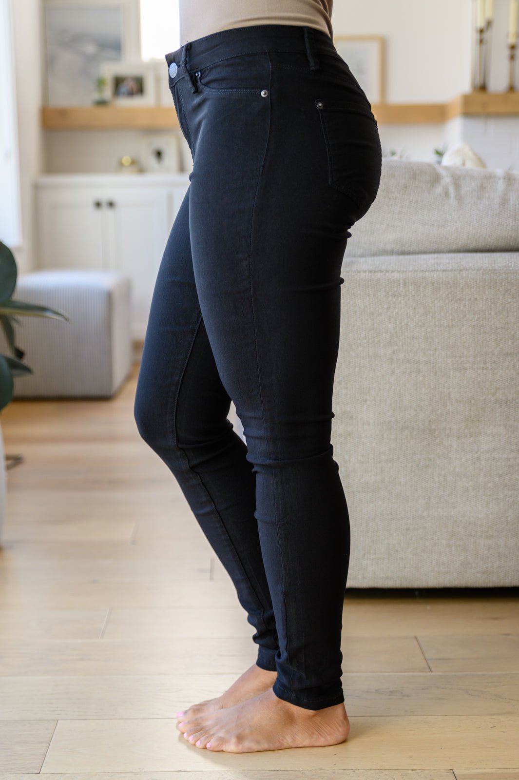 Dakotah Hyperstretch Skinny Jeans (Online Exclusive) - Uptown Boutique Ramona