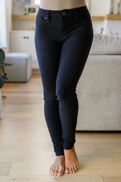 Dakotah Hyperstretch Skinny Jeans (Online Exclusive) - Uptown Boutique Ramona