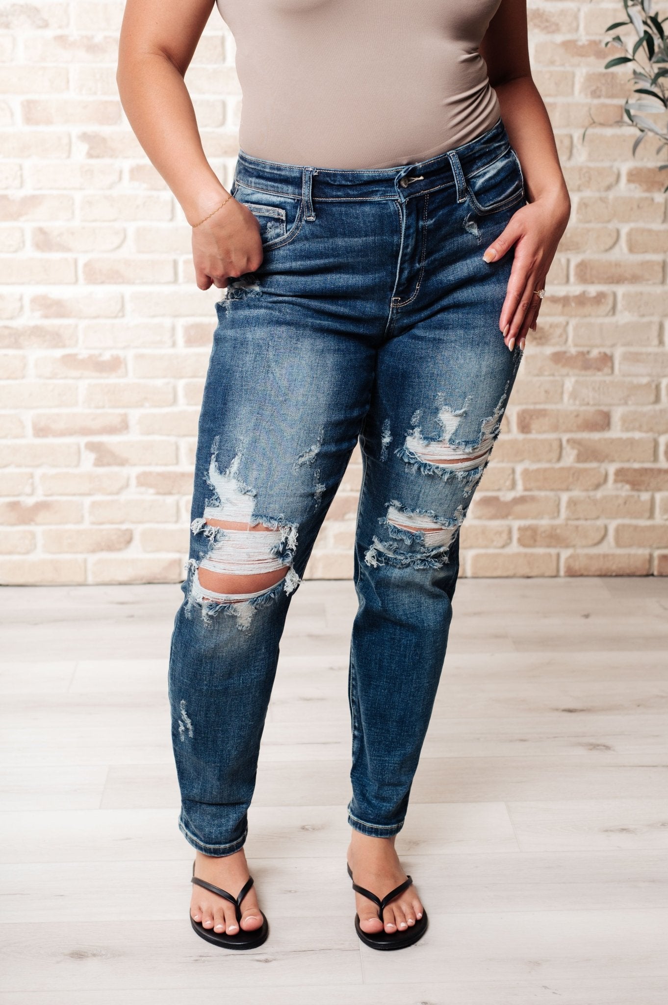 Danny Mid Rise Cuffed Destroyed Boyfriend Jeans - Uptown Boutique Ramona