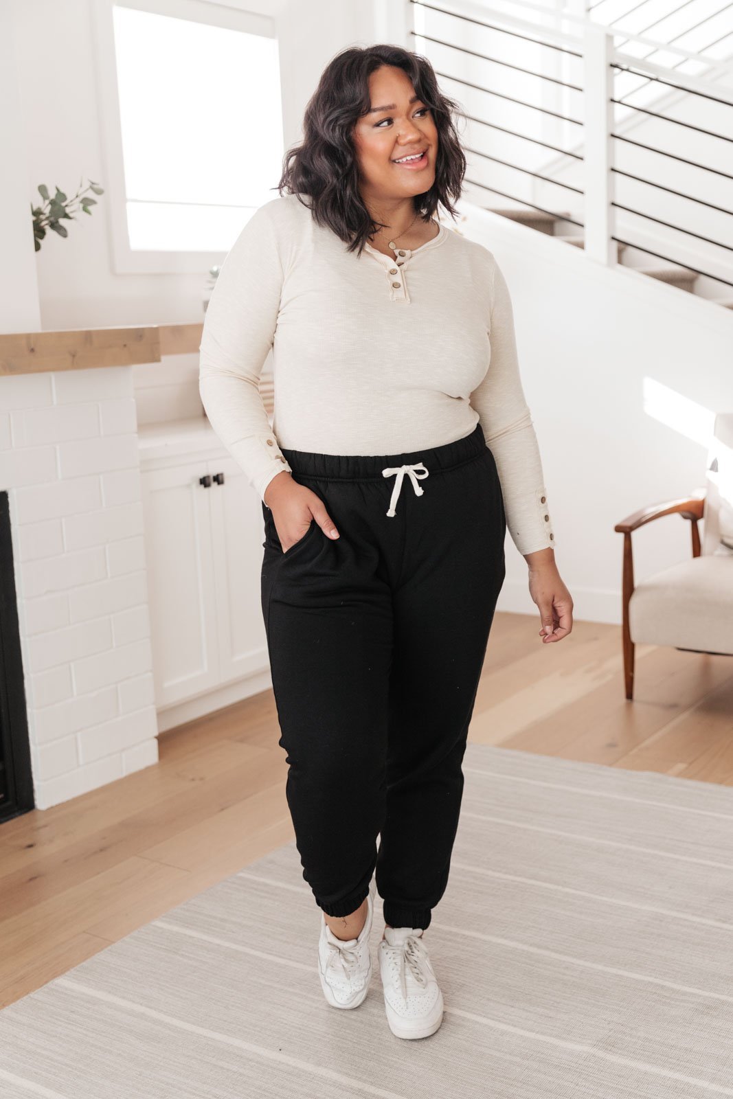 Day Off Sweats In Black (Online Exclusive) - Uptown Boutique Ramona