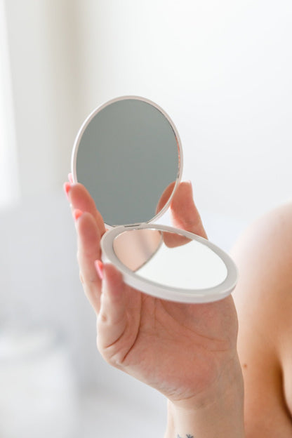 Double Take LED Compact Mirror in White (Online Exclusive) - Uptown Boutique Ramona